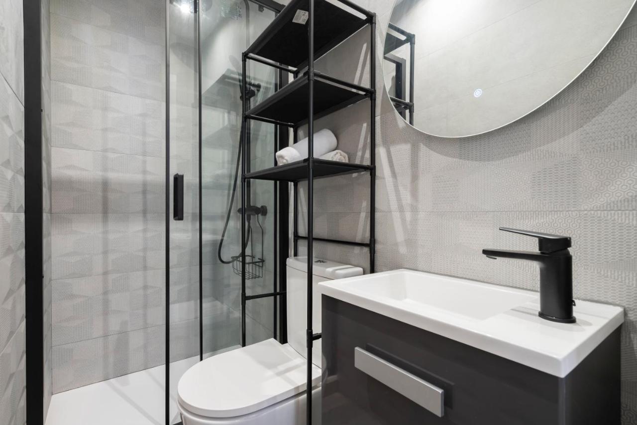 Juan De Olias Apartment Madrid Exterior photo